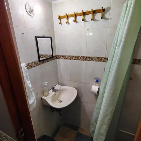 Pensión Habitación Privada Con Aire Cartagena